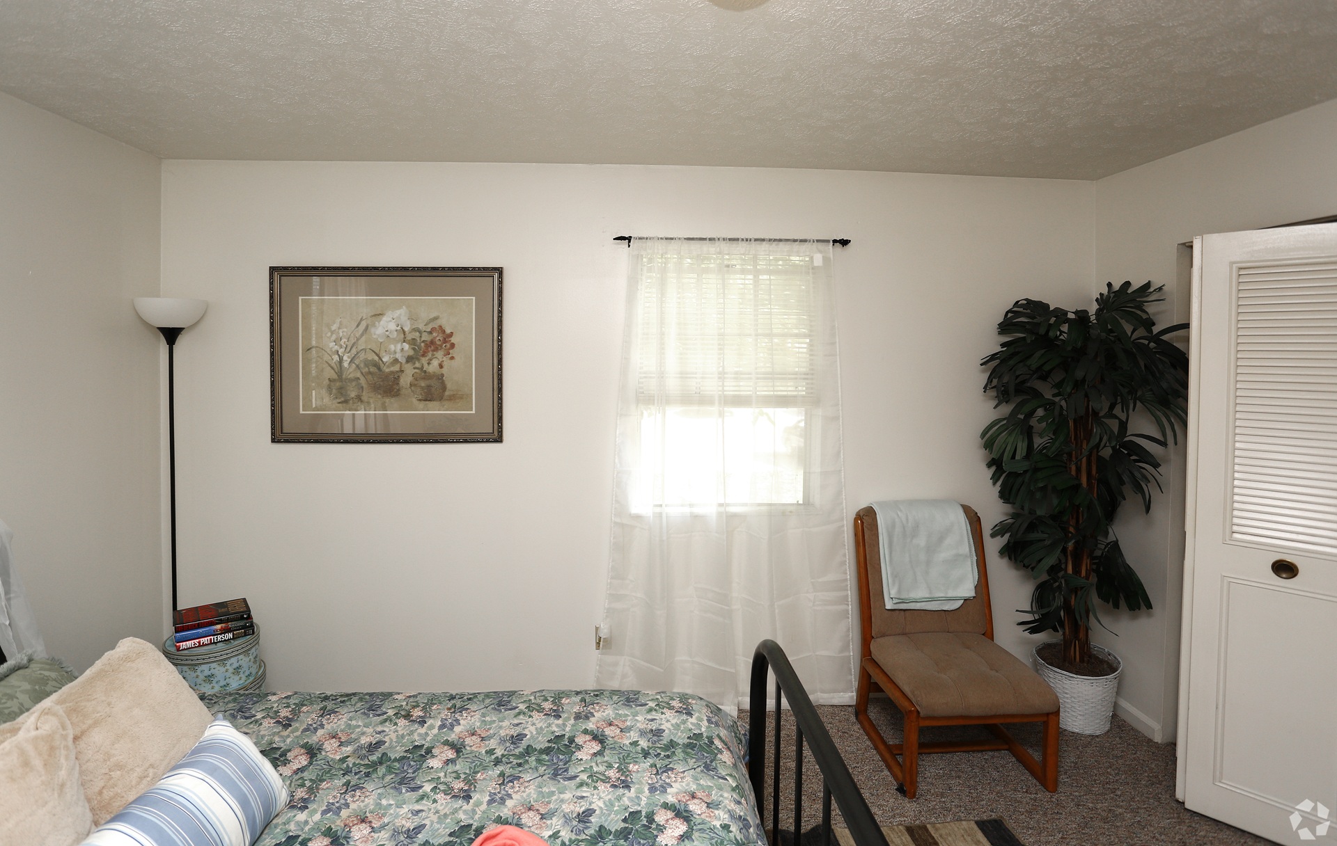 Kingston Green Apartments master bedroom in Kokomo Indiana